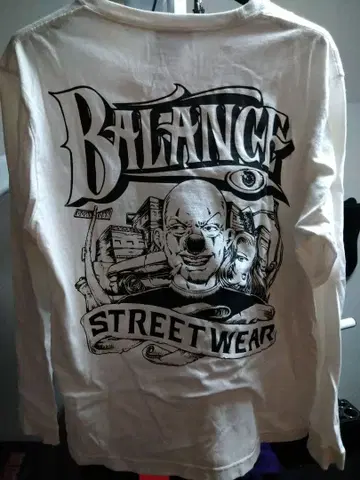 BALANCE STREETWEAR 롱 슬리브 티셔츠