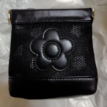 마리콴트 스프링 입구 파우치