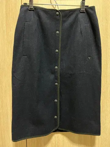 SCOTCH&SODA 네이비 버튼 타이트 스커트