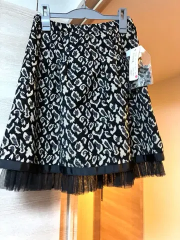 택 포함 새상품 슈퍼뷰티 스커트