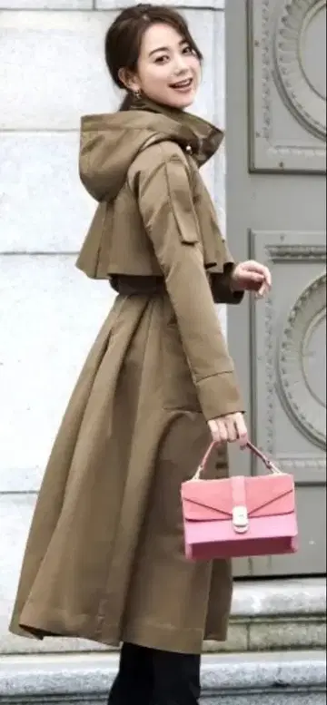 루일 에 부티크 베이지 트렌치코트