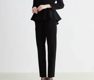 BORDERS at BALCONY 테이퍼드 팬츠 노아르