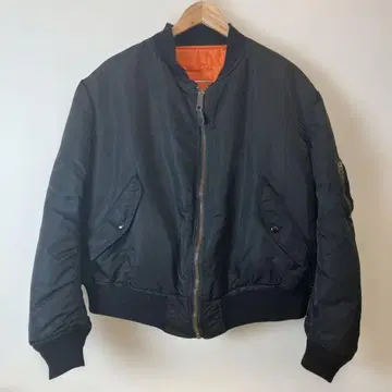 70-80년대 ALPHA 블랙 MA-1 플라이트 자켓 오렌지 안감