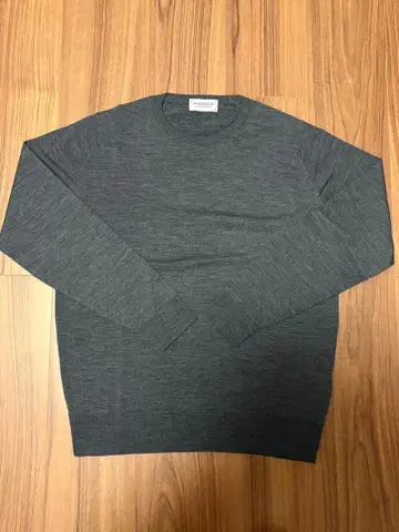 JOHN SMEDLEY 스테디셀러 긴팔 크루넥 니트