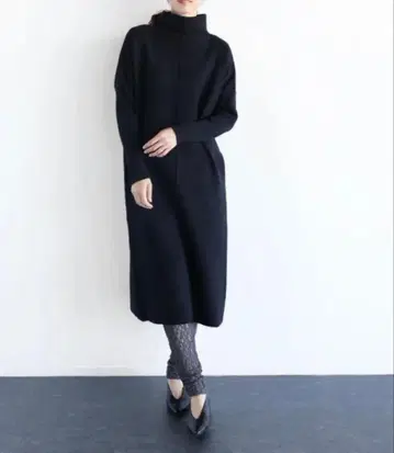 [ 미사용 새상품 ] soeur7 야마다야 하이넥 원피스 블랙