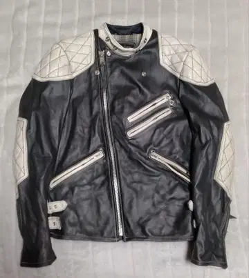 [레어템] schott 클래식 패디드 세미 더블 라이더스 (S)