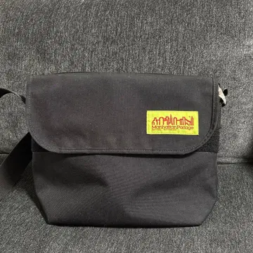 맨하탄 포티지 숄더백 블랙