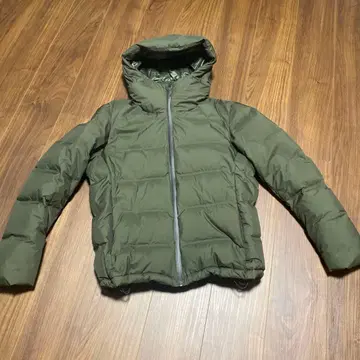 UNIQLO 심리스 다운 자켓 M 올리브 그린