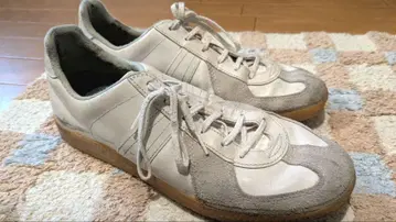 실물 저먼 트레이너 밀리터리