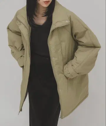 [ 새상품, 미사용품 ] KBF 몬스터 패디드 미들 코트