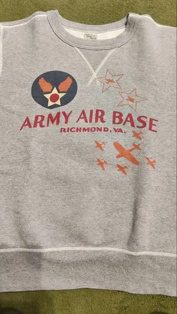 버즈릭슨 맨투맨 그레이