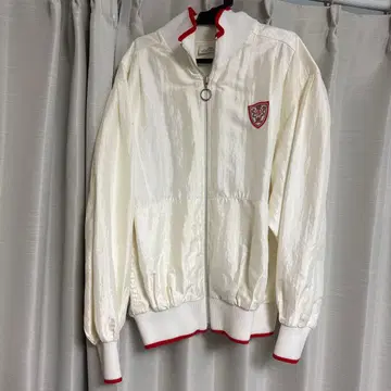 ellesse 화이트 나일론 자켓 빈티지