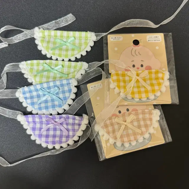 세리아 인형옷 턱받이 양도 판매 세븐틴NCT아이브스키즈 10cm 포카