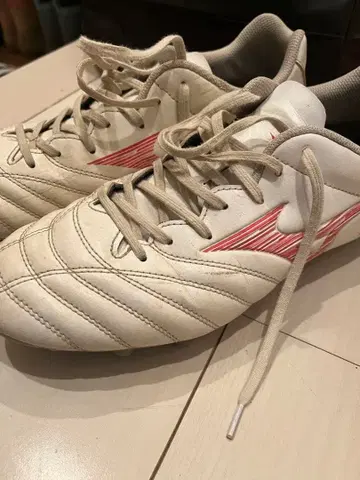 미즈노 축구화 27.0cm 화이트/레드