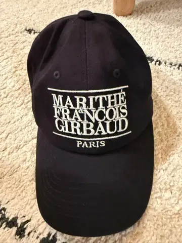 MARITHE & FRANCOIS GIRBAUD 블랙 캡