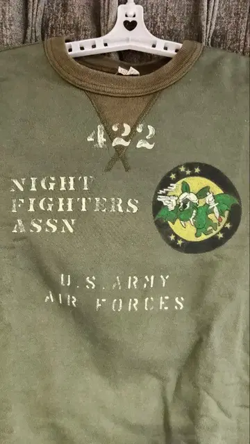 버즈릭슨 맨투맨 올리브