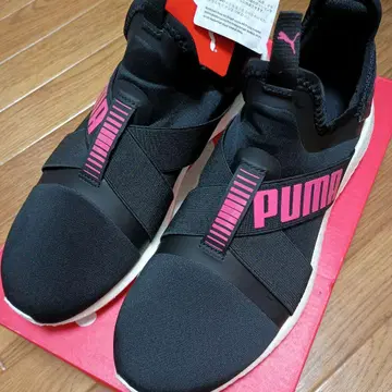 PUMA MEGA NRGY X V2 24.5cm