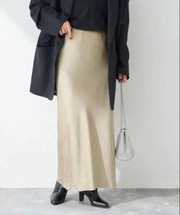 Plage SATIN Fluid 스커트