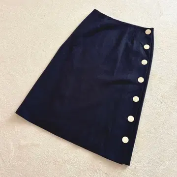어도어 사이드 버튼 A라인 스커트 38 M 네이비 종아리 기장