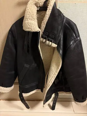 ungrid 블랙 시어링 라이너 가죽 자켓