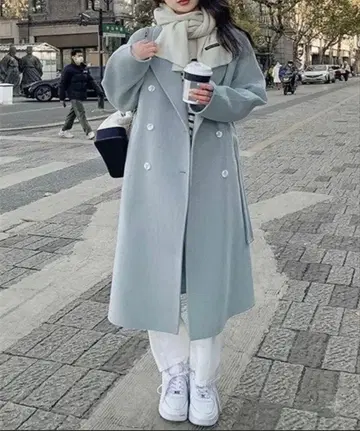 라이트 블루 더블 브레스트 롱 코트