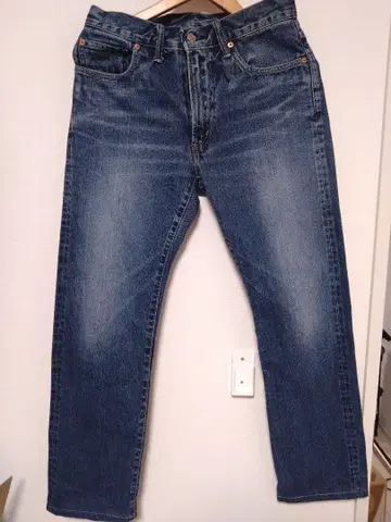 일본제 BlueBlue 탄력 블루 스트레이트 데님 버튼 포함 31