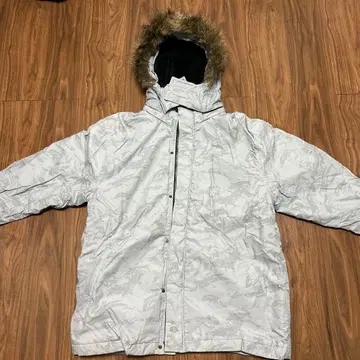 IMPALA 카모 패턴 다운 자켓