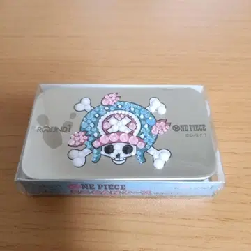 라운드원 한정판 원피스 미니 캔 케이스