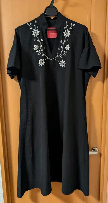 모로코 자수 원피스 A라인 원피스 블랙