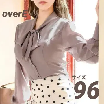 미개봉 새상품 overE 보타이 블라우스 22AW 로즈 브라운 96