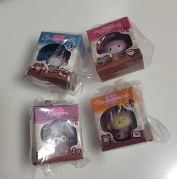 산리오 캐릭터즈 미니어처 패키지 컬렉션 4개 세트