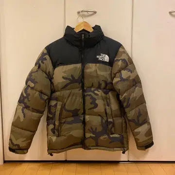 THE NORTH FACE 다운 자켓 카모플라쥬