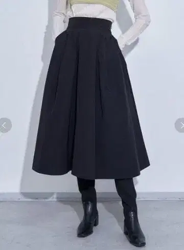 그로그랭 턱 스커트