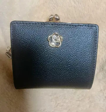 CLATHAS 블랙 가마구치 이단 접이식 지갑