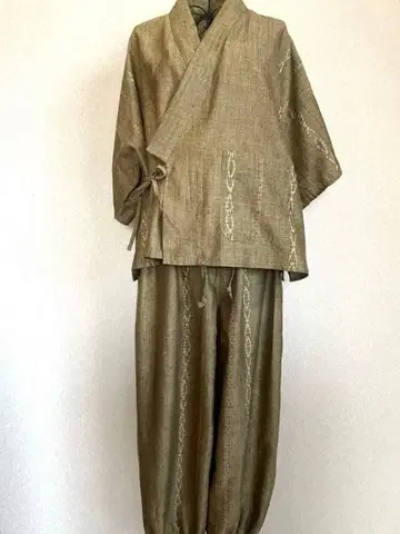 명주 기모노로 리메이크한 사무에