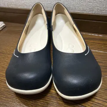 리게타 블랙 합성 피혁 펌프스 일본제