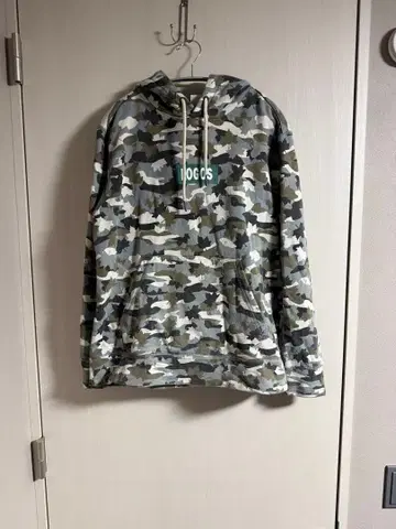 카모 패턴 LOGOS 후드 부착 후드티