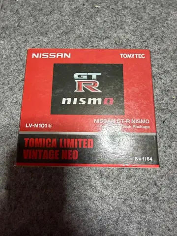 토미카 리미티드 빈티지 네오 닛산 GT-R NISMO 빨간색