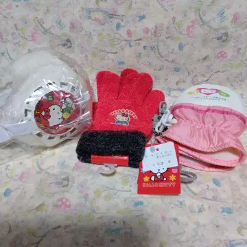 미사용 쇼와 레트로 헬로키티 장갑 귀마개 세트 + 증정 장갑