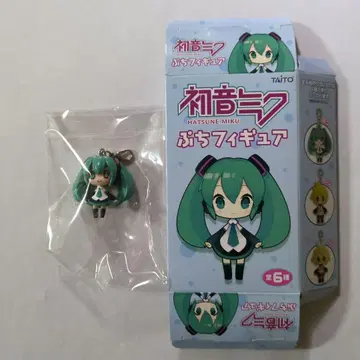 하츠네 미쿠 푸치 피규어