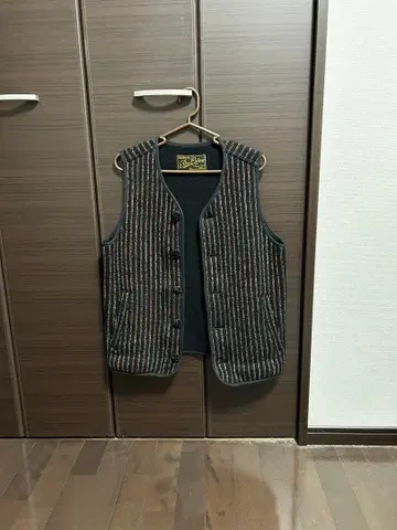 calee 스트라이프 베스트