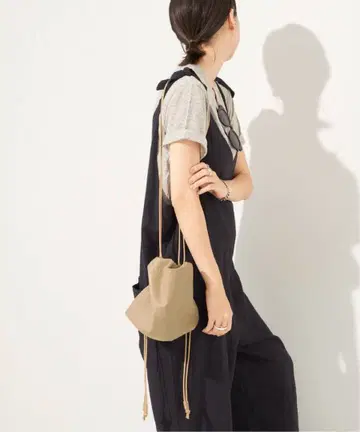 Plage les Tendre leather clutch 백