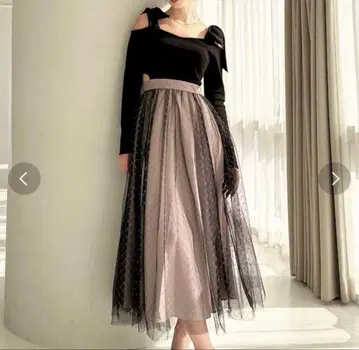 샤이니 플레어 원피스