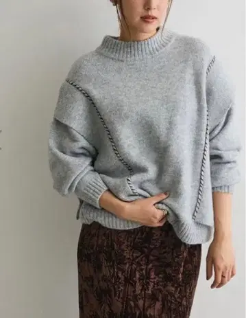 그린 파크스 핸드 스티치 디자인 니트 풀오버