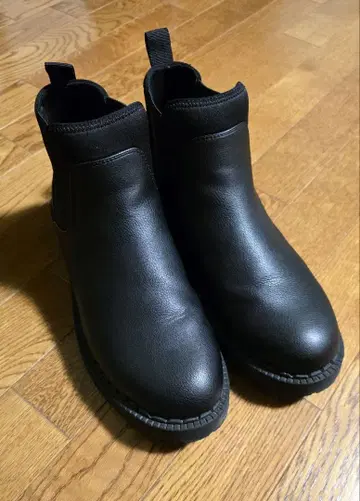 유니클로 C 사이드 고어 부츠 (27.5) 통굽