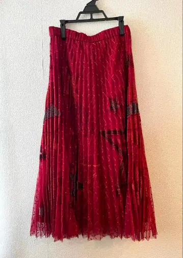 새상품급 그레이스 콘티넨탈 플리츠 스커트 별 패턴 튤 레이스 라메