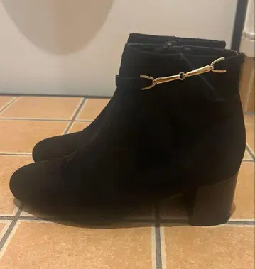 오리엔탈 트래픽 숏부츠