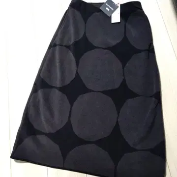 UNIQLO 마리메꼬 스커트 M