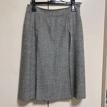 SCAPA 스캐파 무릎 기장 스커트