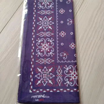 STAY BRAVE 반다나